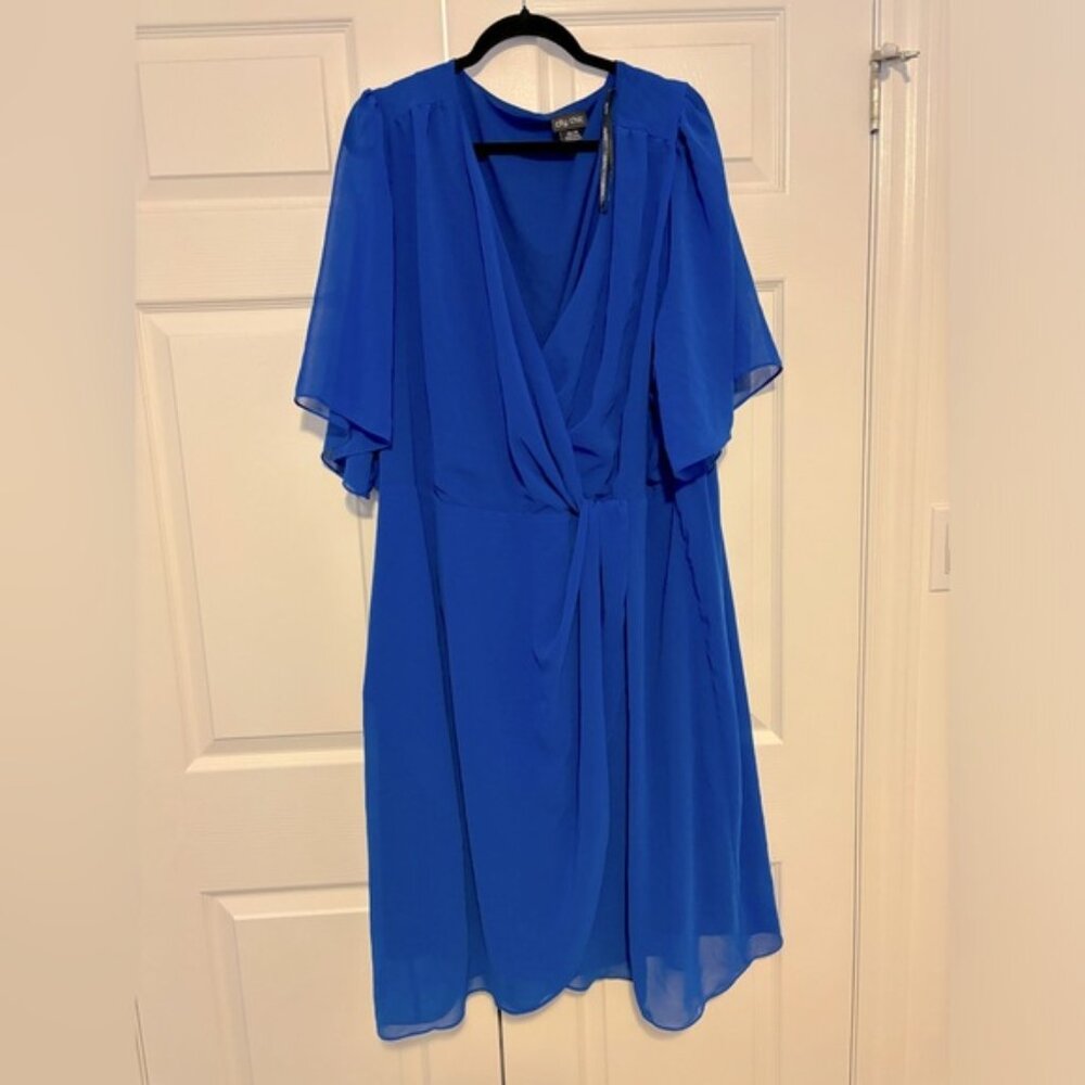 City chic cocktail dress